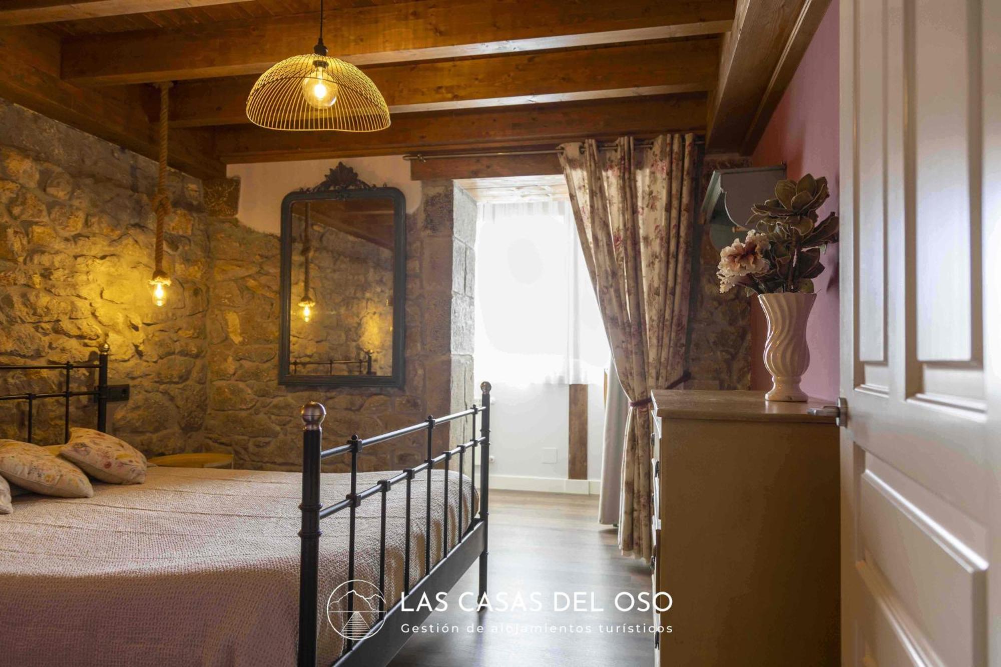 El Mirador De San Trocaya - Las Casas Del Oso Villamarcel Екстериор снимка