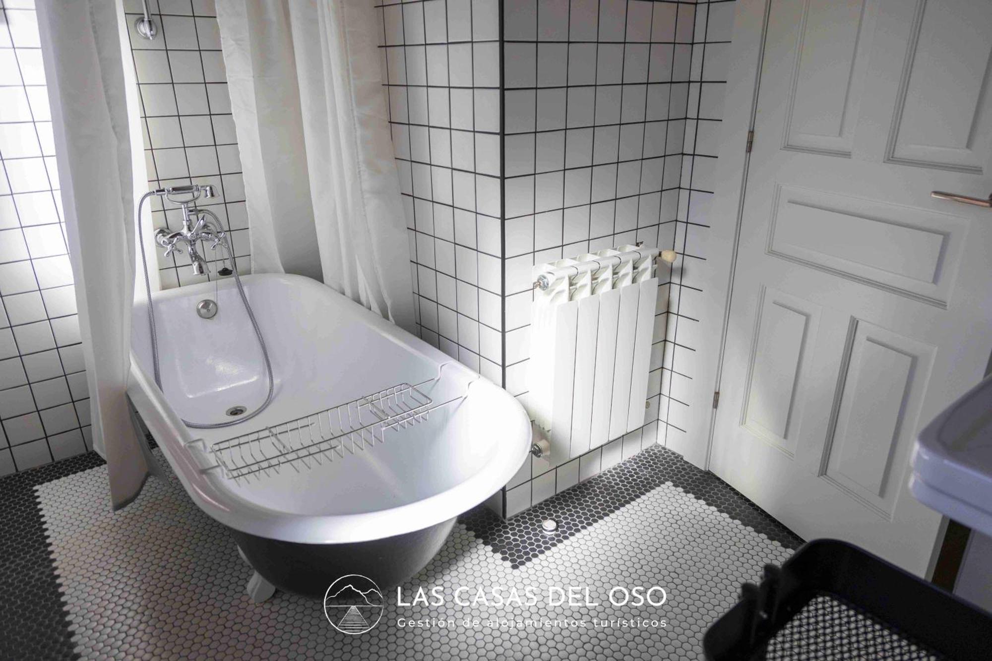 El Mirador De San Trocaya - Las Casas Del Oso Villamarcel Екстериор снимка