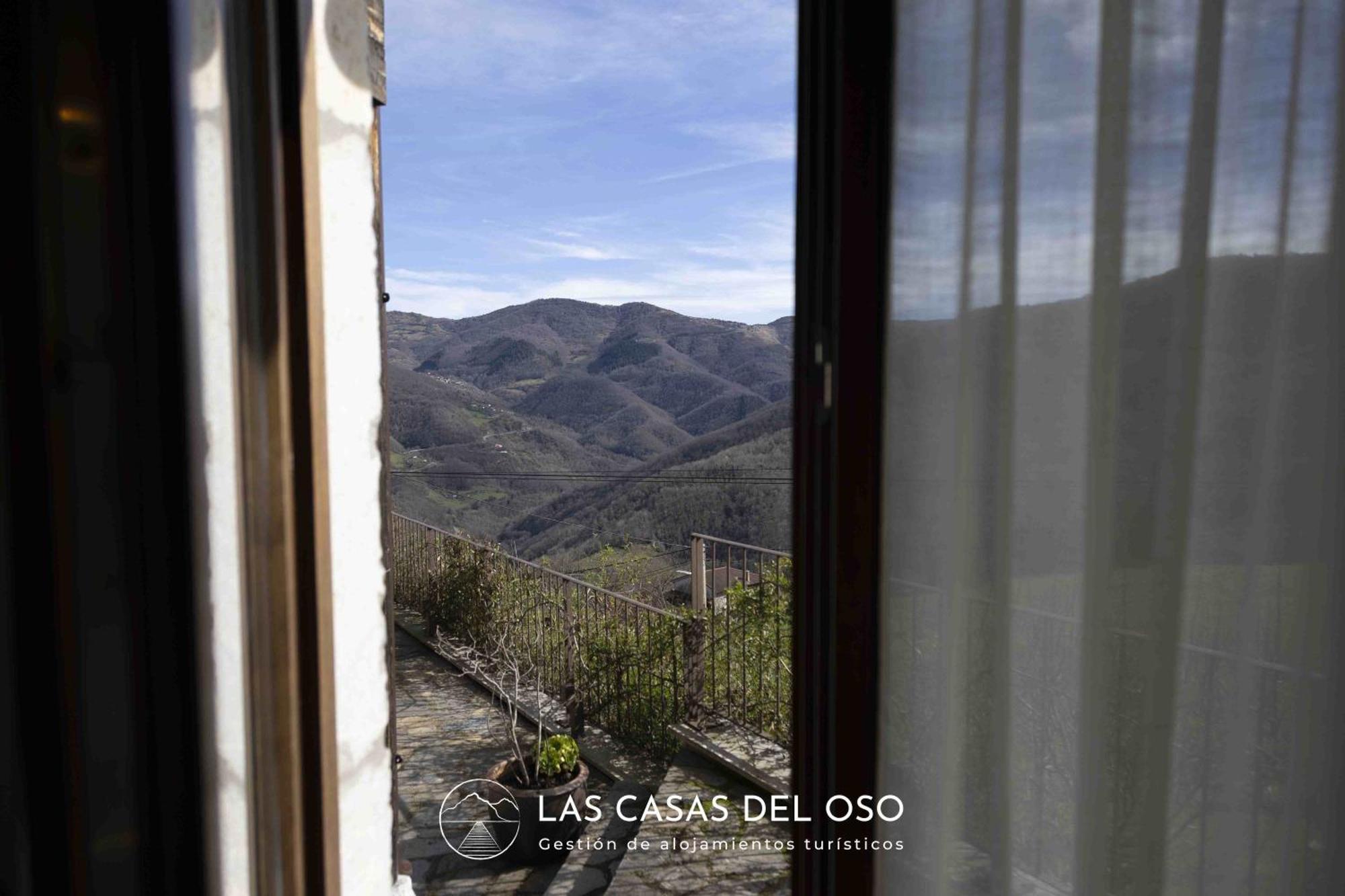 El Mirador De San Trocaya - Las Casas Del Oso Villamarcel Екстериор снимка